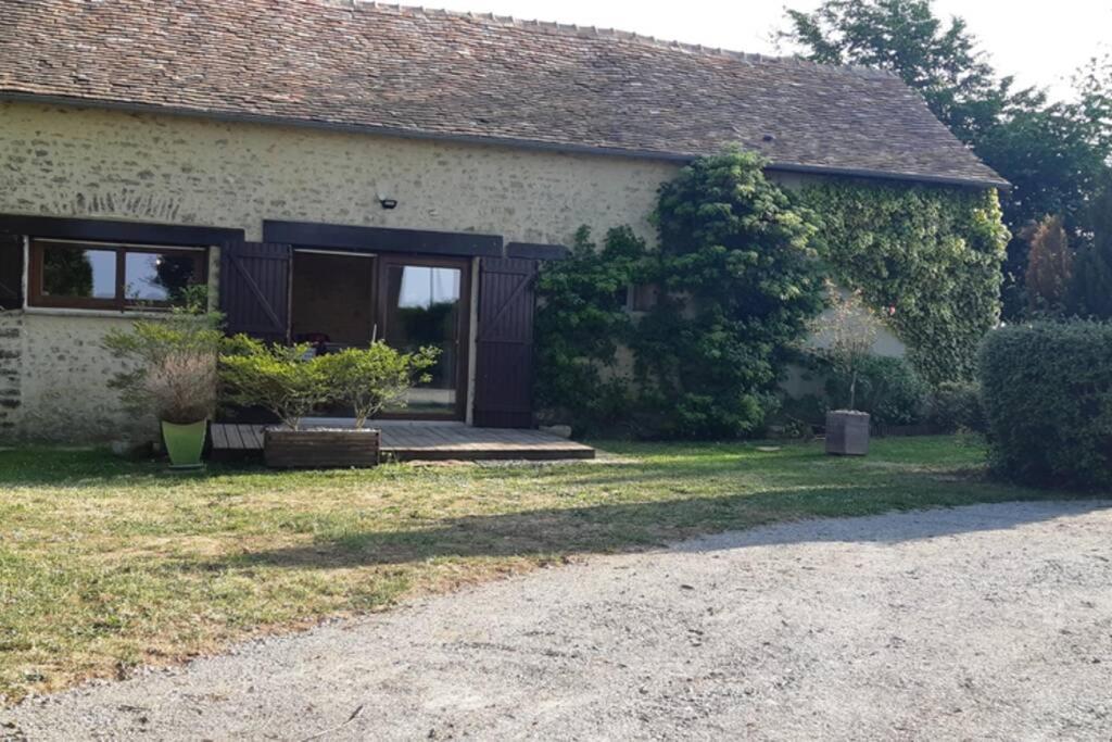 Gite De La Grange Ruillé-en-Champagne Buitenkant foto